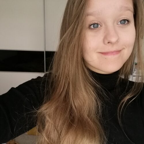 Nikola Schneiderová